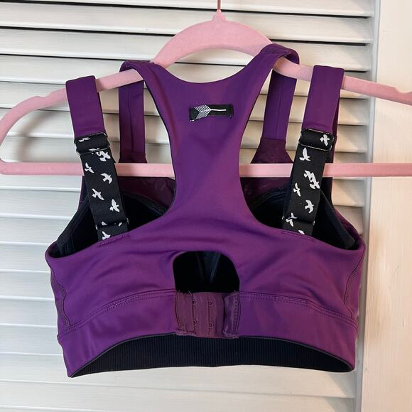 Oiselle Purple Flyout Sports Bra Adjustable Straps High Impact Running Support - Picture 3 of 4